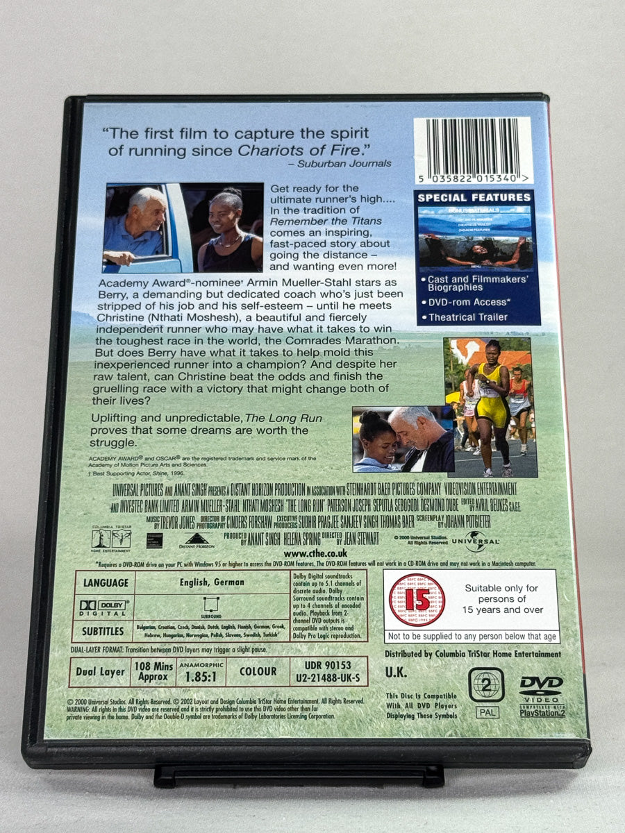 Bakside av DVD-cover til The Long Run – rørende fortelling om håp og mot i Afrikas ørkenlandskap – brukt originalfilm på DVD hos Brukbar Film.