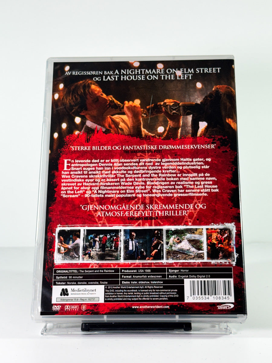Bakside av cover til The Serpent and the Rainbow, bruktfilm på DVD hos Brukbar Film
