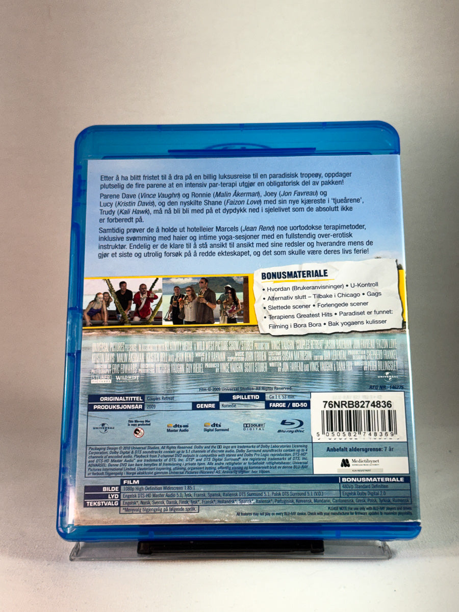 Bakside av cover til Trøbbel i paradiset – Couples Retreat, bruktfilm på Blu-ray hos Brukbar Film