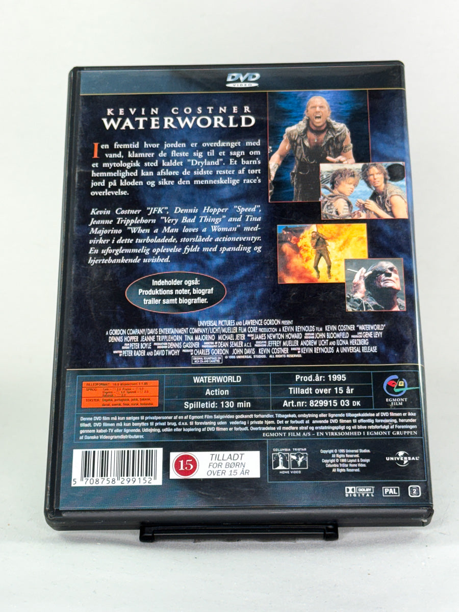 DVD-bakside til filmen Waterworld
Baksiden viser info, spesifikasjoner og eventuell ekstratekst – produktbilde fra nettbutikken Brukbar Film