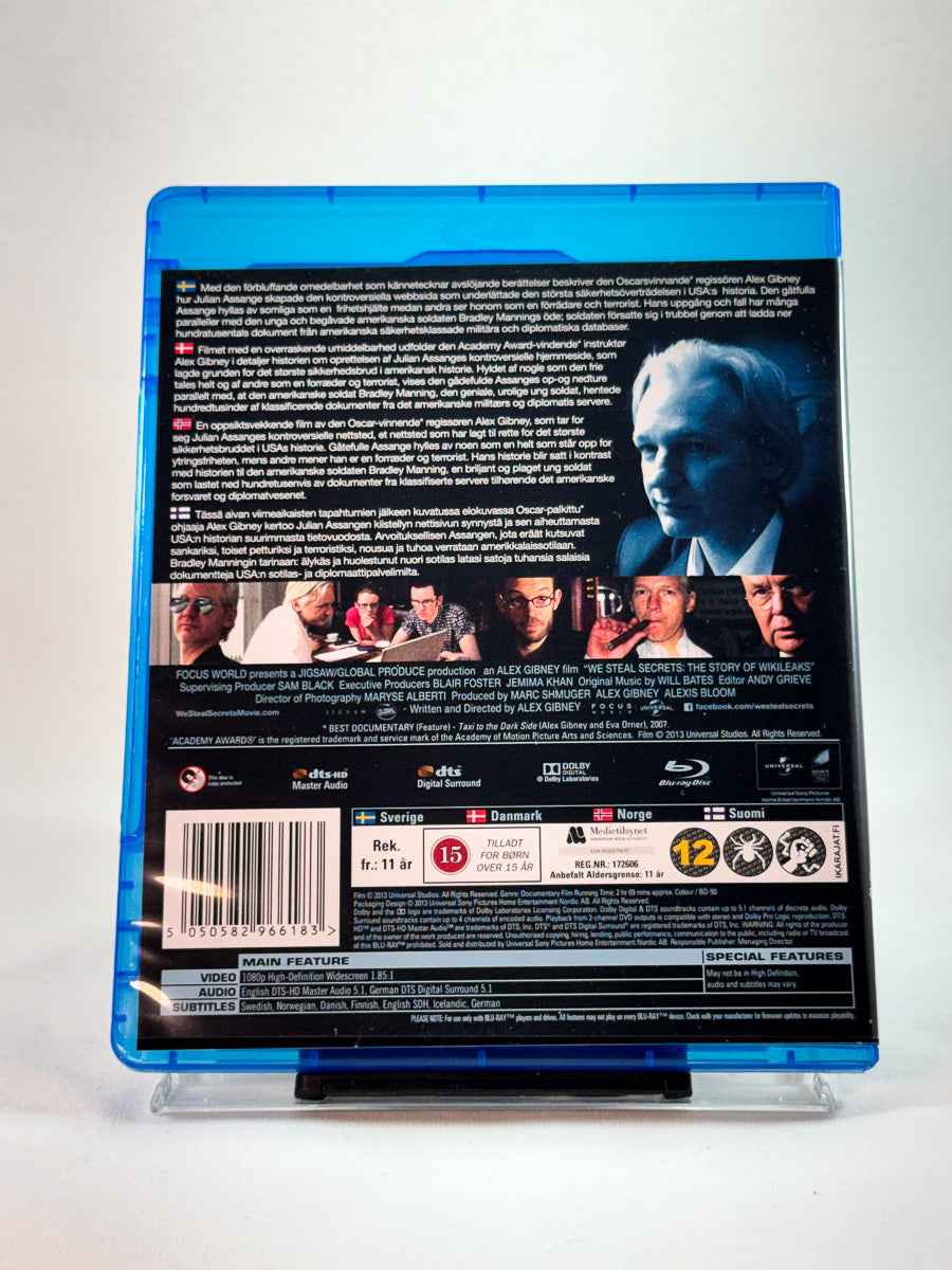 Bakside av cover til We Steal Secrets: The Story of WikiLeaks, brukt Blu-ray hos Brukbar Film