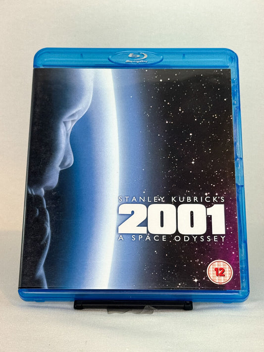 Forside av Blu-ray-cover til klassikeren 2001: A Space Odyssey – brukt science fiction-film fra Brukbar Film