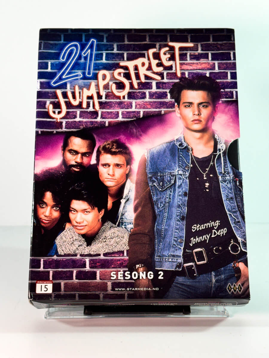 Forside av cover til 21 jump street sesong 2, bruktfilm hos nettbutikken Brukbar Film