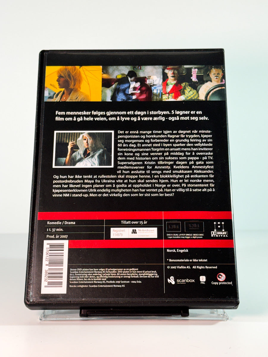 Bakside av cover til 5 Løgner, bruktfilm hos nettbutikken Brukbar Film