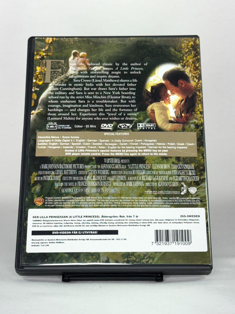DVD-bakside til filmen A Little Princess
Baksiden viser info, spesifikasjoner og eventuell ekstratekst – produktbilde fra nettbutikken Brukbar Film