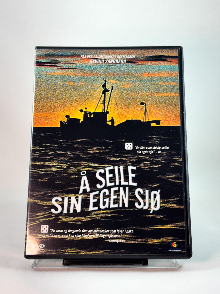 Forside av cover til Å seile sin egen sjø, brukt original DVD hos Brukbar Film