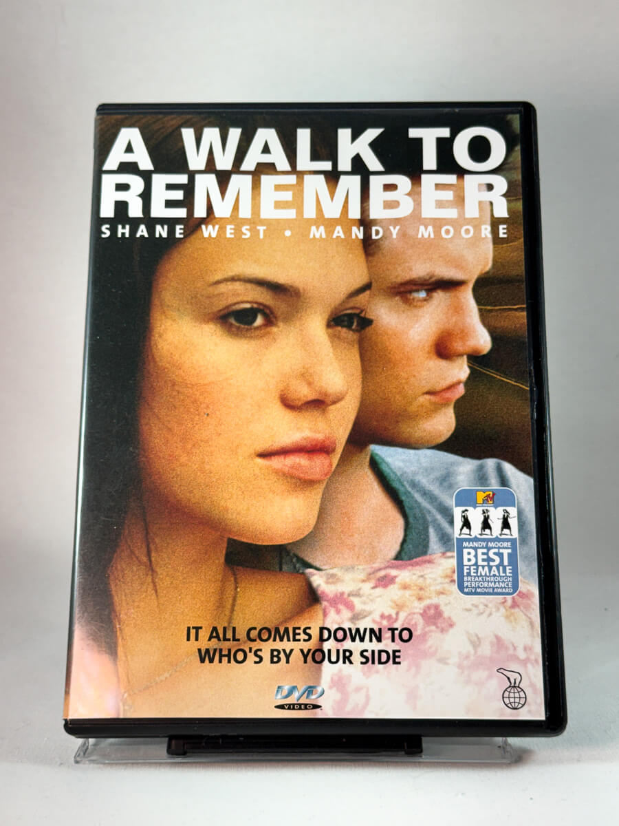 Forside av cover til A Walk to Remember, brukt DVD hos Brukbar Film
