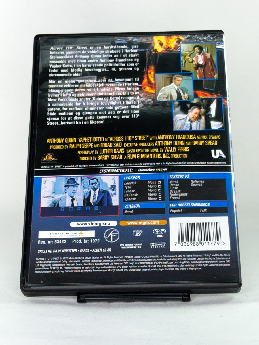 Bakside av DVD-cover til Across 110th Street – rå og realistisk politi- og gangsterfilm fra Harlem, bruktfilm på DVD hos Brukbar Film.
