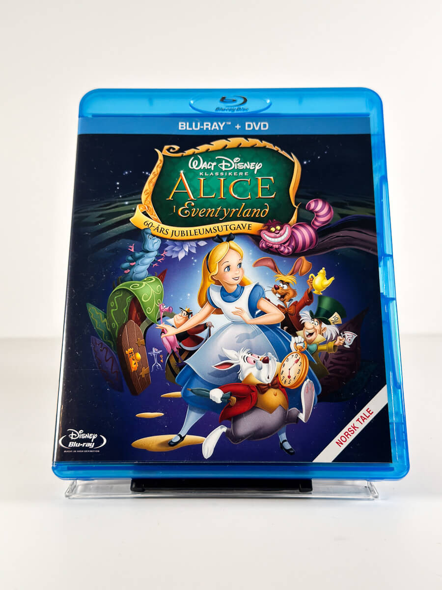Forside av cover til Alice i Eventyrland på Blu-ray