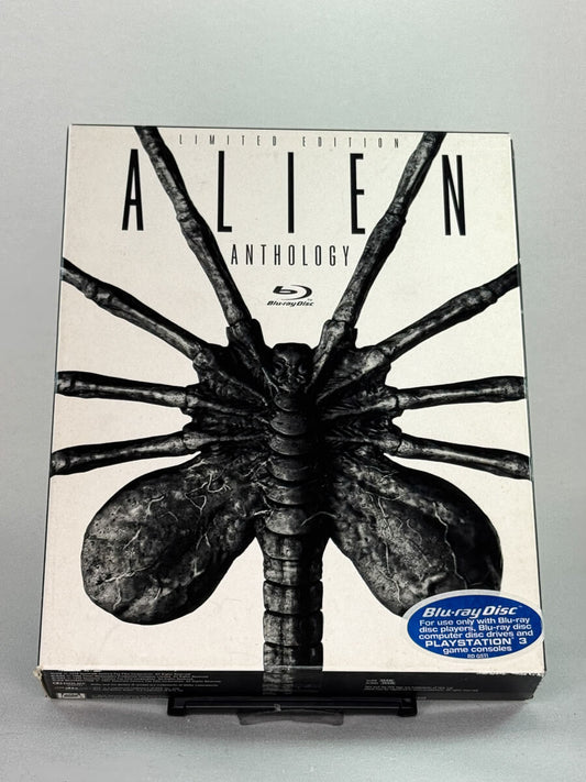 Brukt Blu-ray-boks Alien Anthology – Limited Edition – forside av samleboks, sci-fi klassikere tilgjengelig hos Brukbar Film