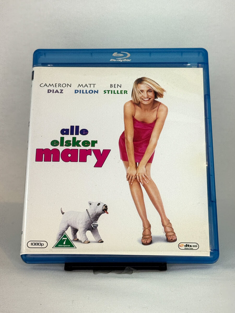 Forside av Blu-ray-cover til komedien Alle elsker Mary – brukt filmklassiker på Blu-ray hos Brukbar Film