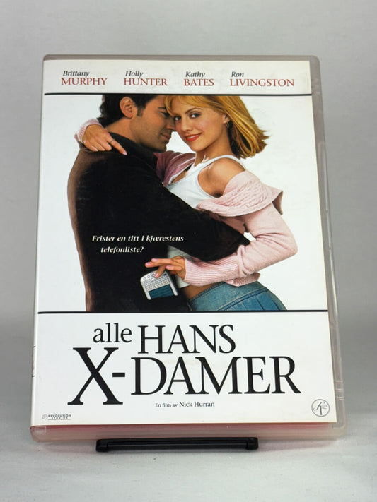 DVD-forside til filmen Alle hans X-damer
Originalt cover brukt for produktbilde i nettbutikken Brukbar Film