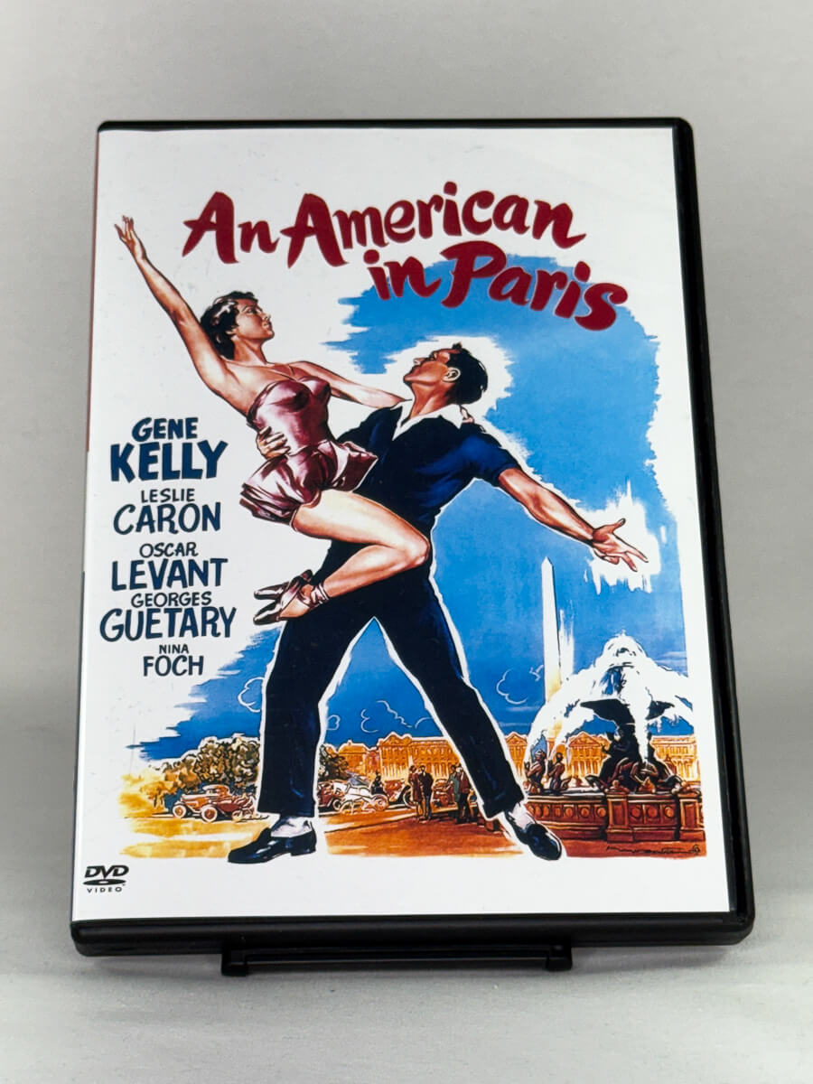 DVD-forside til filmen An American in Paris
Originalt cover brukt for produktbilde i nettbutikken Brukbar Film