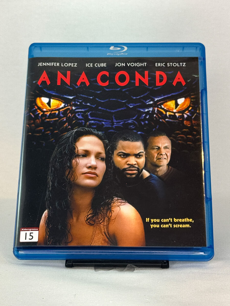 Forside av Blu-ray-cover til Anaconda – spenningsfilm med Jennifer Lopez og Ice Cube, brukt Blu-ray hos Brukbar Film