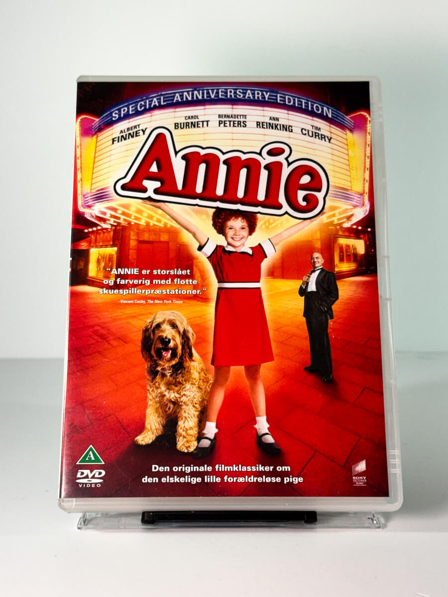 Forside av cover til annie, brukt original DVD hos Brukbar Film