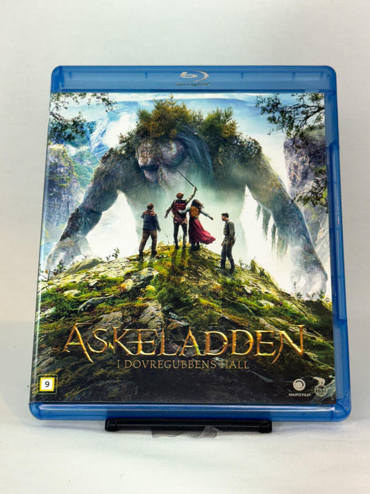Forside av DVD-cover til Askeladden – I Dovregubbens hall – eventyrfilm, brukt norsk filmcover fra Brukbar Film