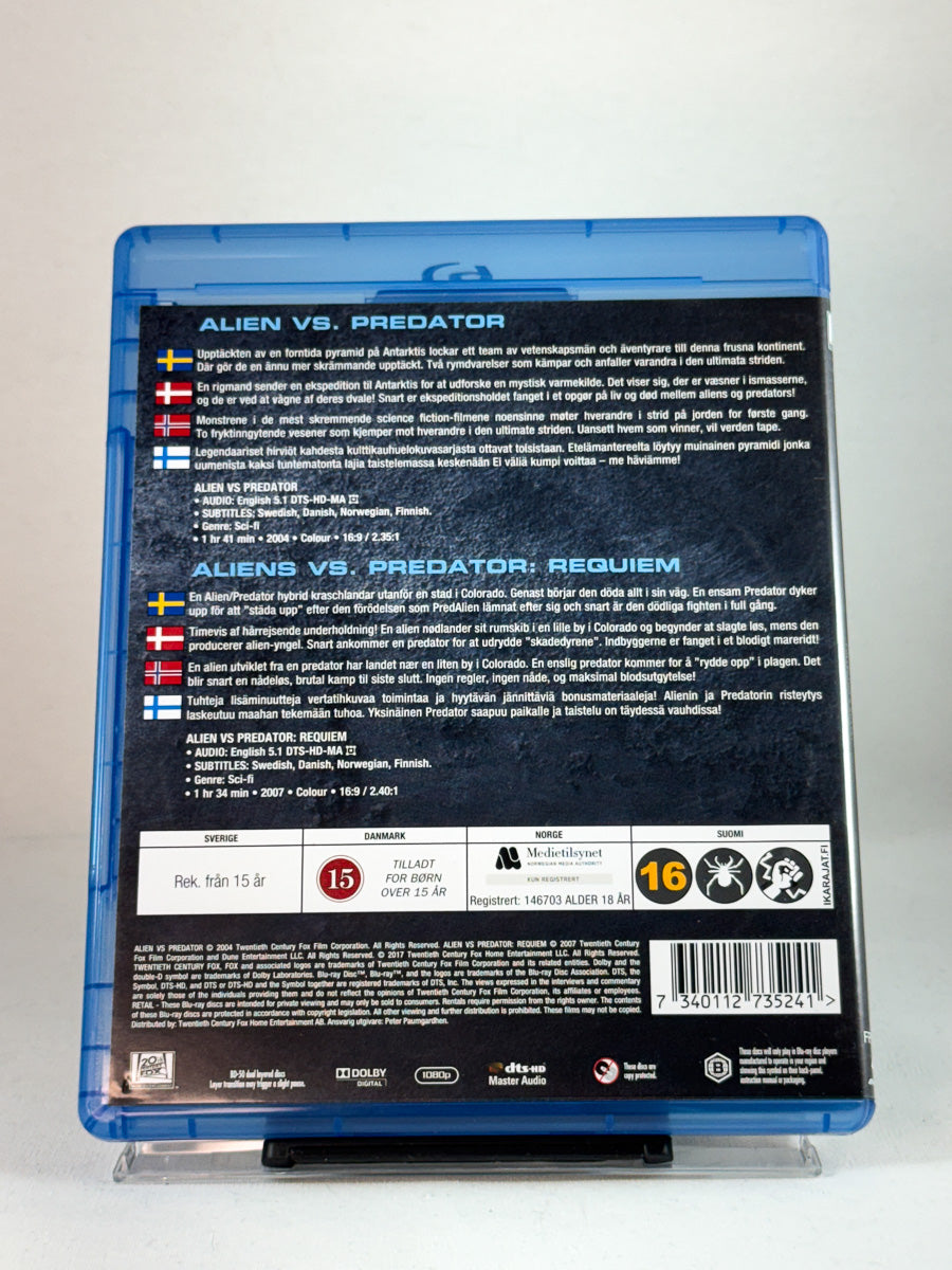 Bakside av Blu-ray-cover til AVP 1 & 2 Collector’s Boxset – science fiction-action med to av filmhistoriens største monstre, Blu-ray hos Brukbar Film.