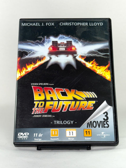 DVD-forside til filmen Back to the Future Trilogy
Originalt cover brukt for produktbilde i nettbutikken Brukbar Film