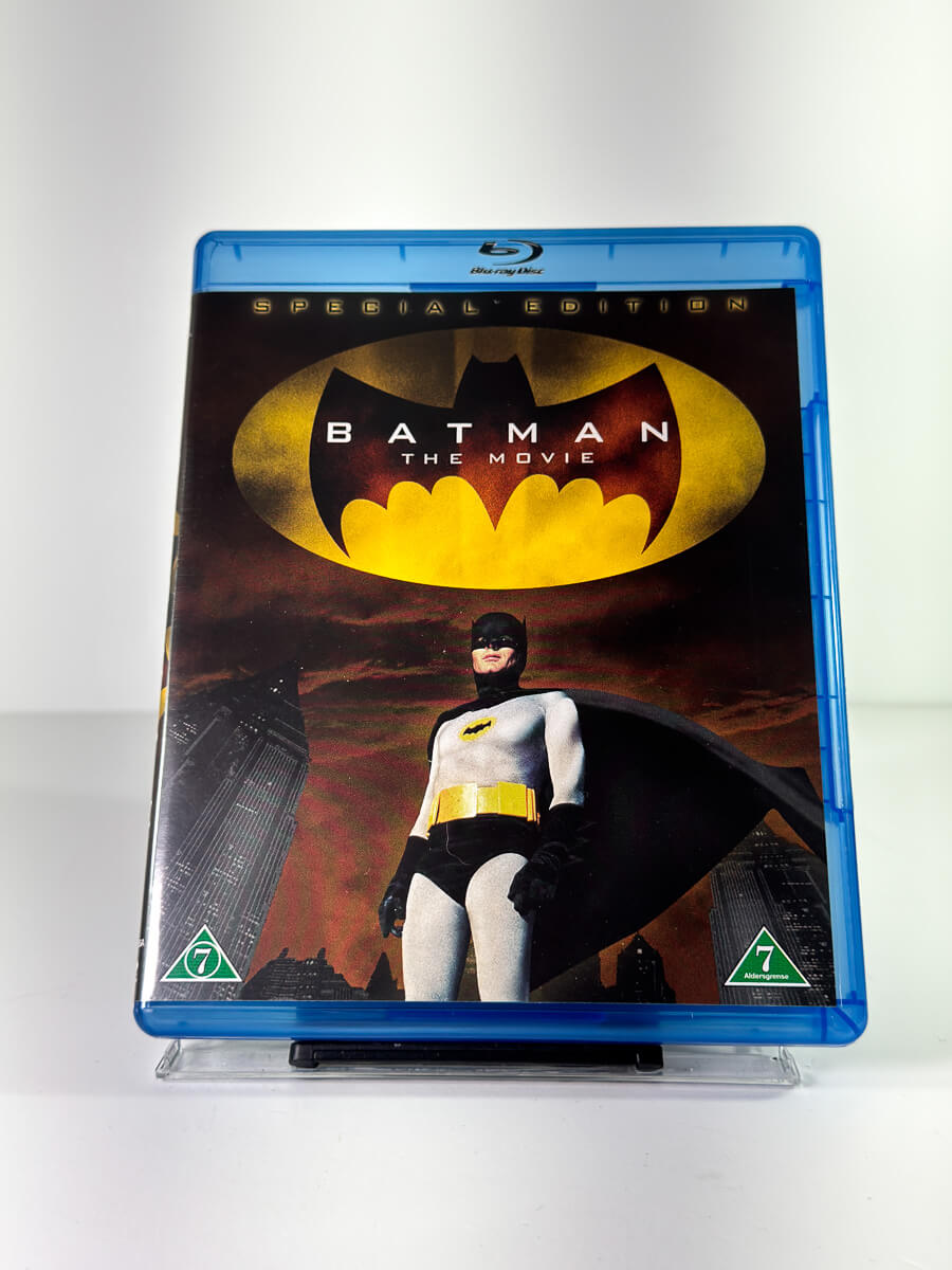 Forside av cover til Batman: The Movie på Blu-ray