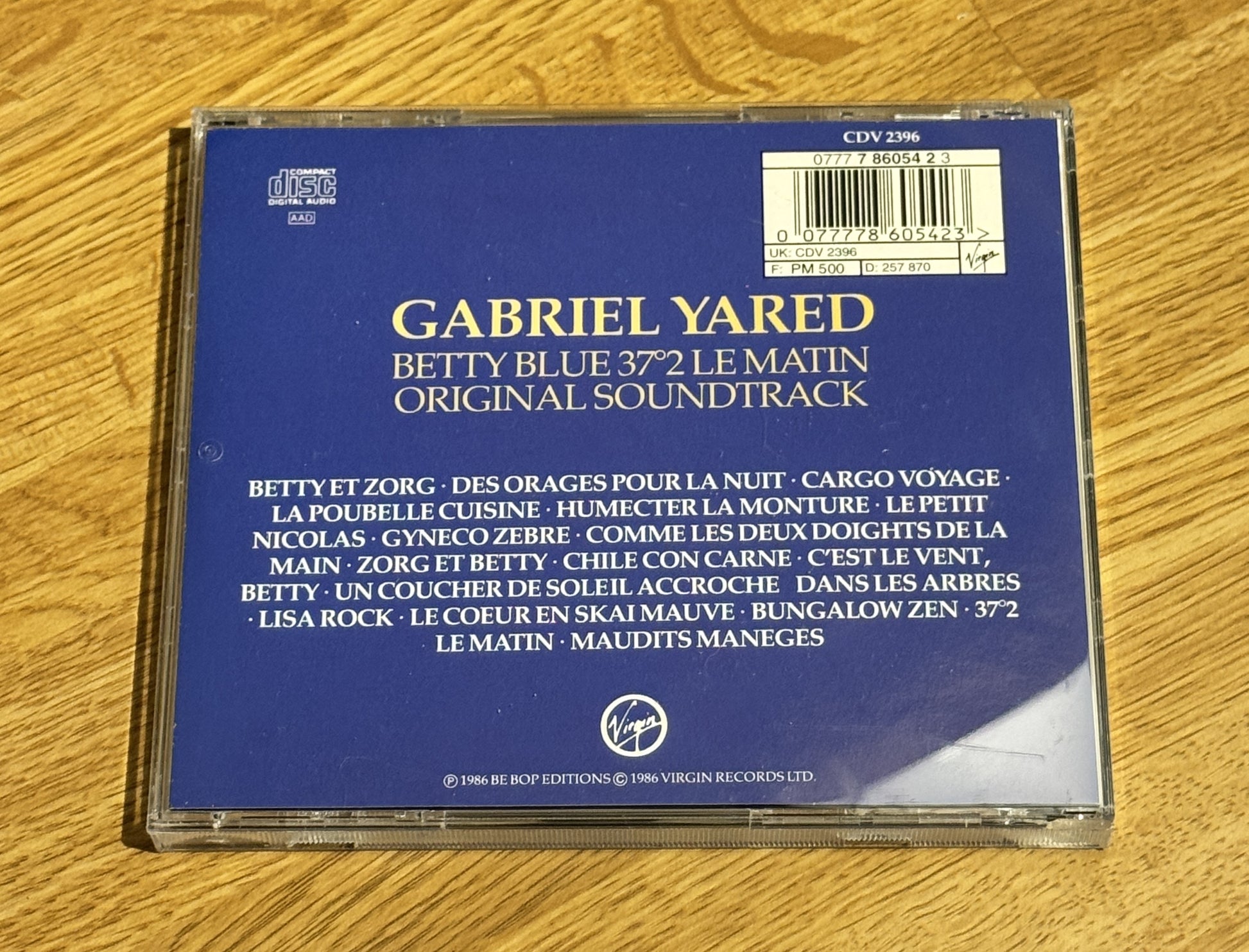 Bakside av cover til Betty Blue 37°2 le matin, CD soundtrack fra film