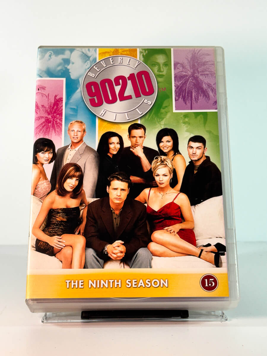 Forside av cover til Beverly Hills 90210 – Sesong 9, brukt DVD hos Brukbar Film