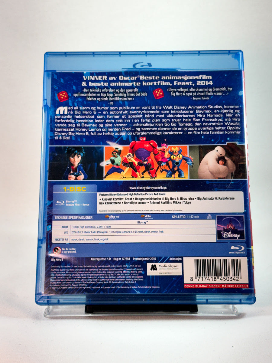 Big Hero 6 – bakside av Blu-ray-cover, actionfylt animasjonsfilm med hjerte, bruktfilm hos Brukbar Film