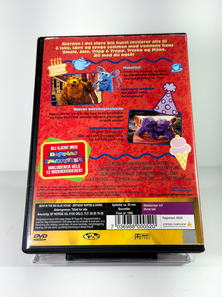Bakside av cover til Bjørnen i det Store Blå Huset – Bursdagsselskap & Gaver på DVD