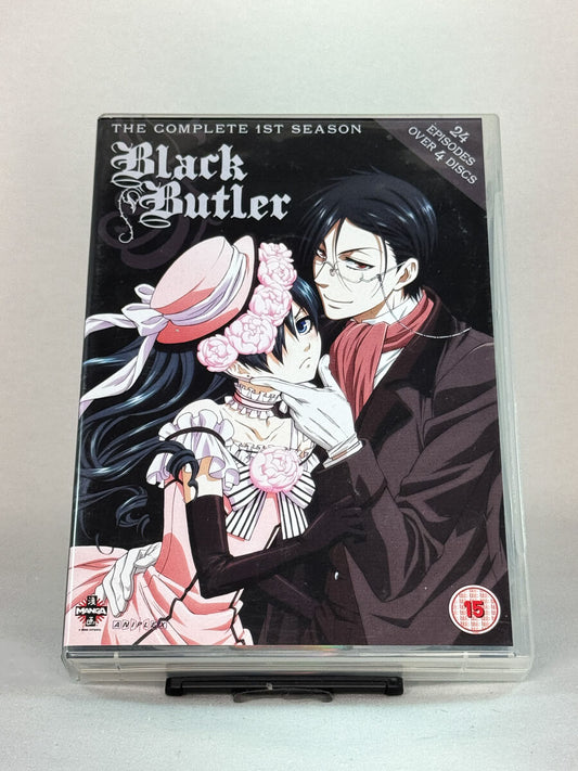 Forside av DVD-cover til Black Butler – The Complete 1st Season – 24 episoder med mystikk, humor og mørk viktoriansk stemning – brukt anime-serie på DVD hos Brukbar Film.