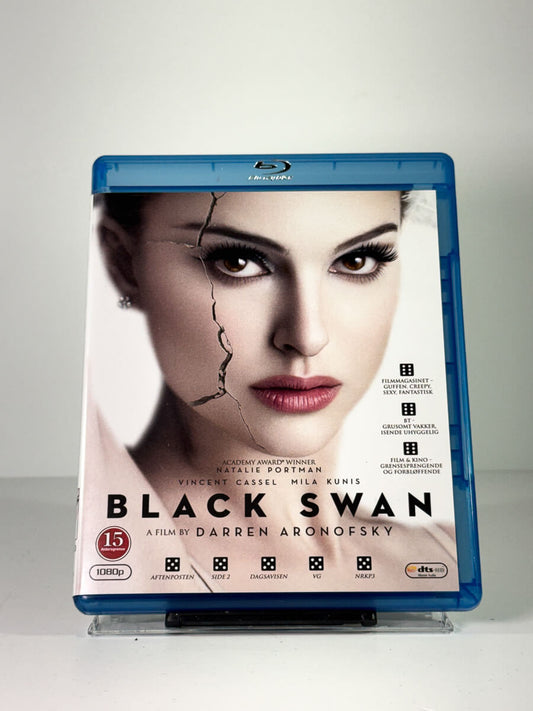 Forside av cover til Black Swan, brukt Blu-ray hos Brukbar Film