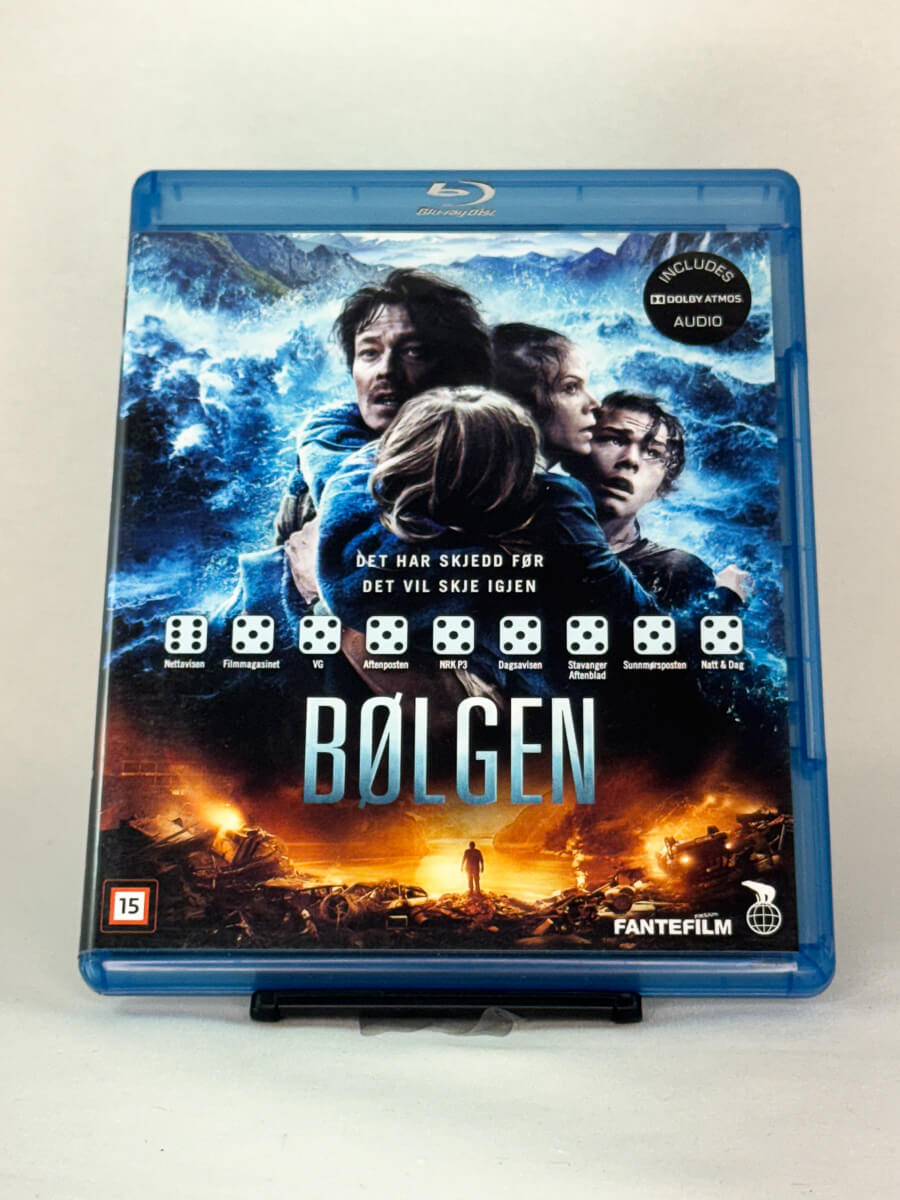 Forside av Blu-ray-cover til filmen Bølgen – kjøp brukt Blu-ray originalfilm hos Brukbar Film