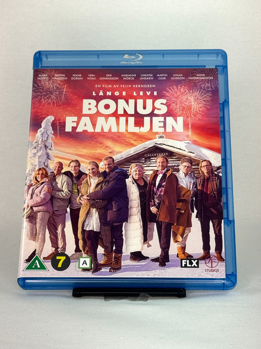 Forside av Blu-ray-cover til Länge leve Bonusfamiljen – brukt svensk komedie/drama hos Brukbar Film