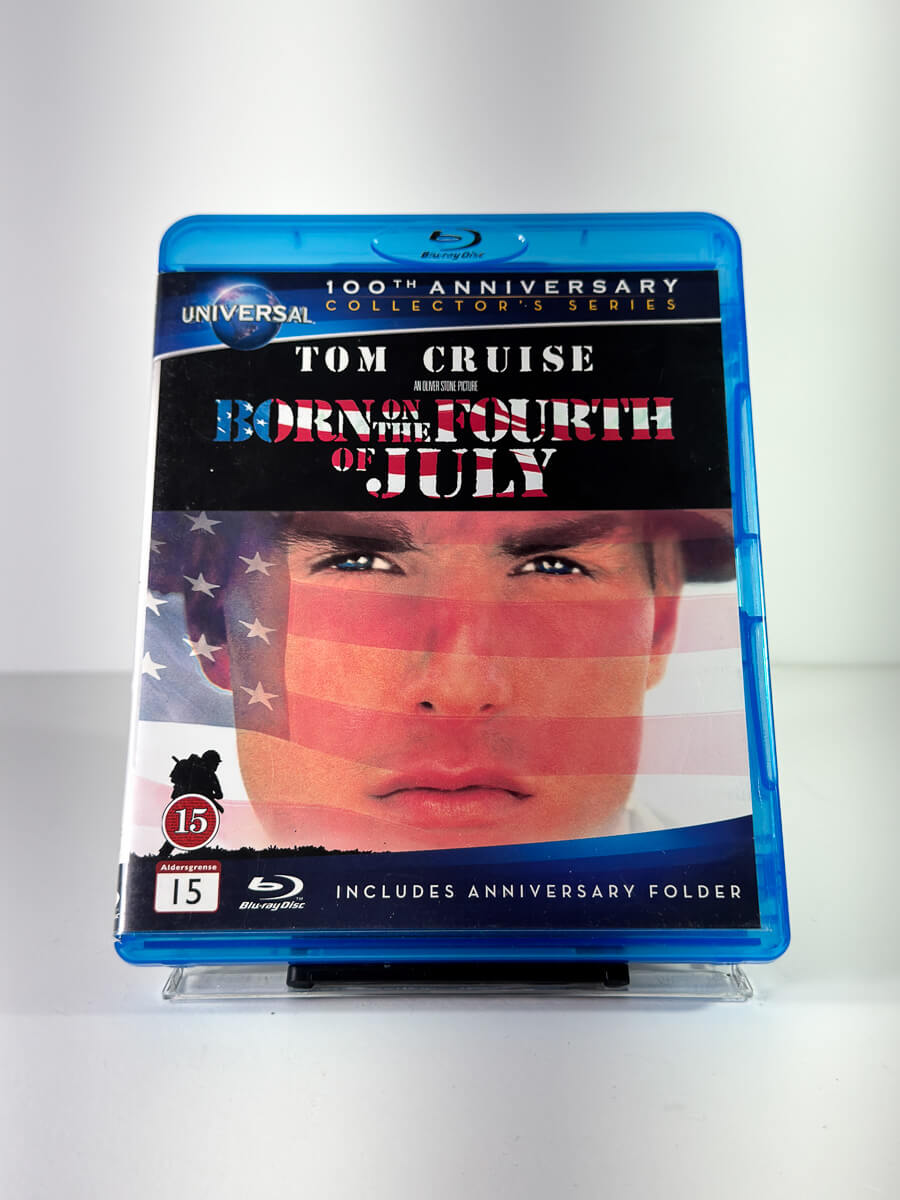 Forside av cover til Born on the Fourth of July på Blu-ray
