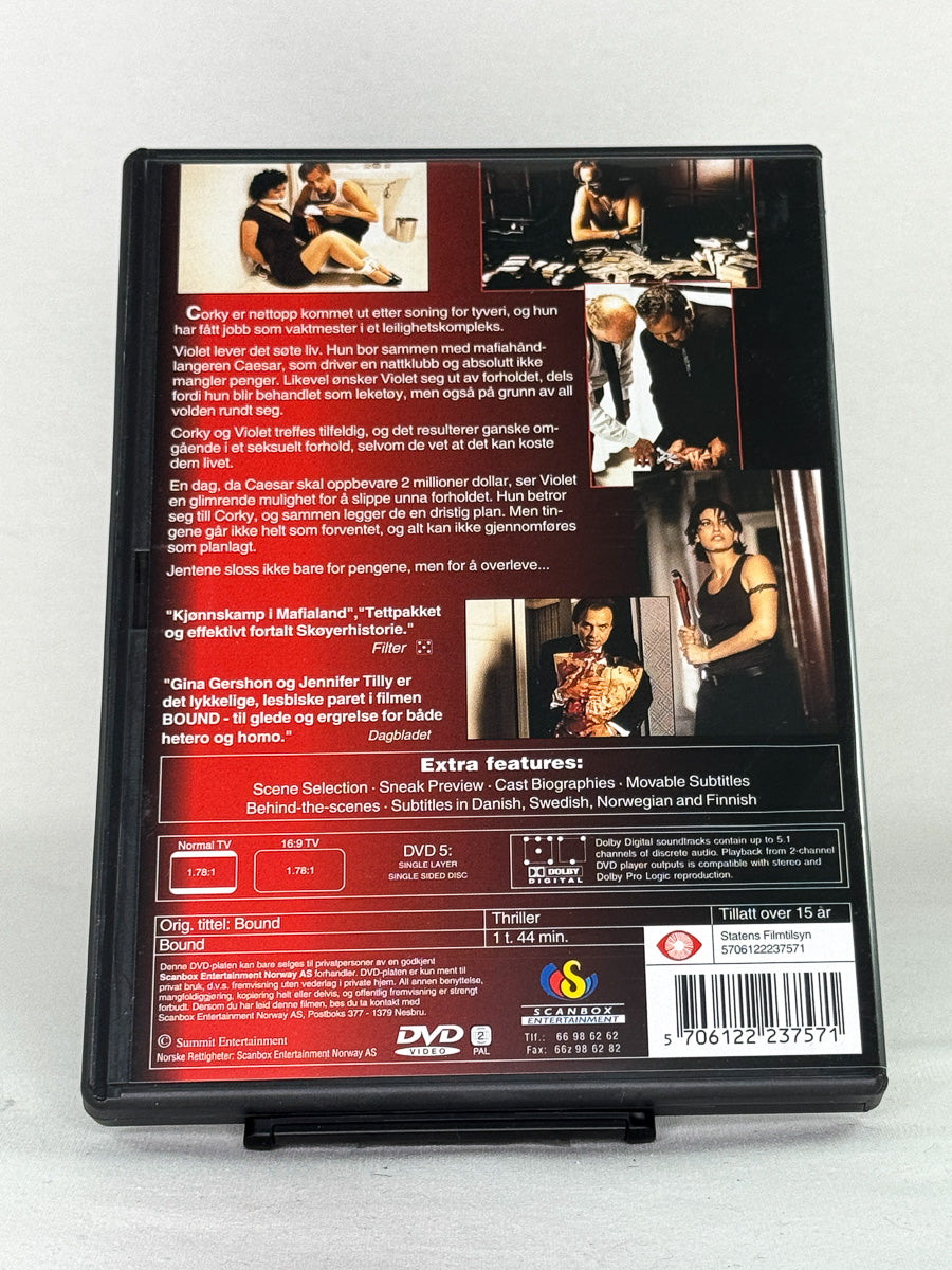 DVD-bakside til filmen Bound
Baksiden viser info, spesifikasjoner og eventuell ekstratekst – produktbilde fra nettbutikken Brukbar Film