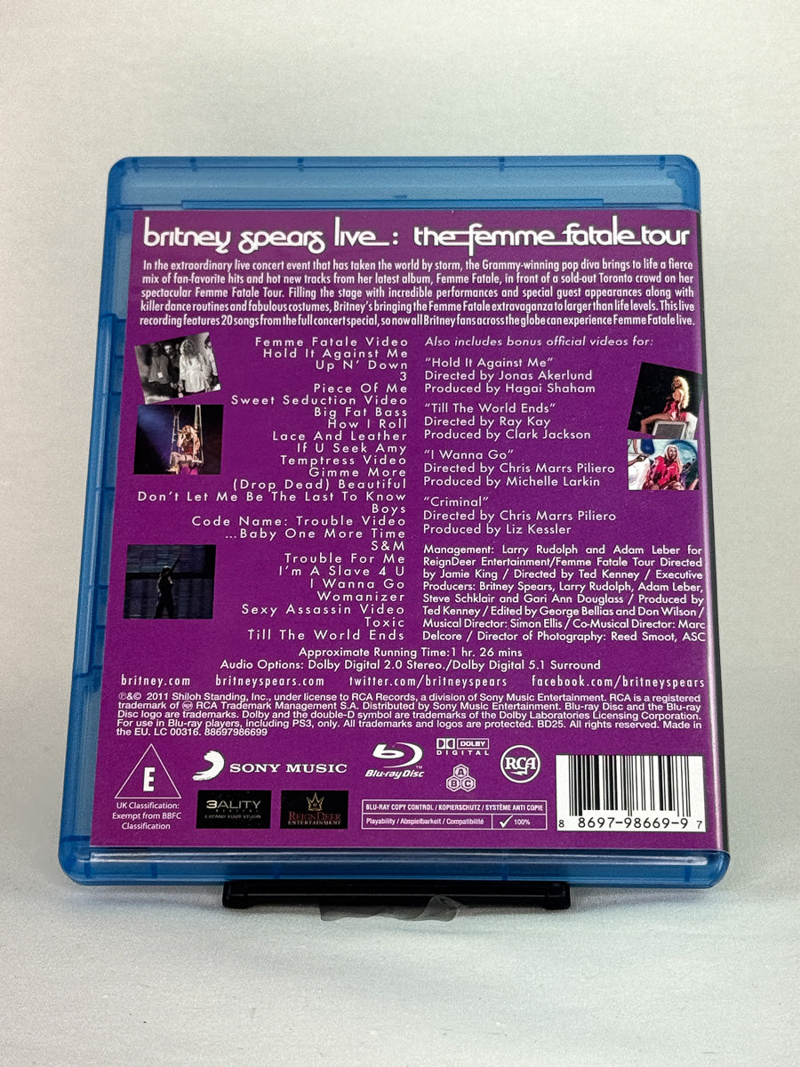 Bakside av Blu-ray-cover til Britney Spears Live: The Femme Fatale Tour – brukt konsertfilm på Blu-ray fra Brukbar Film