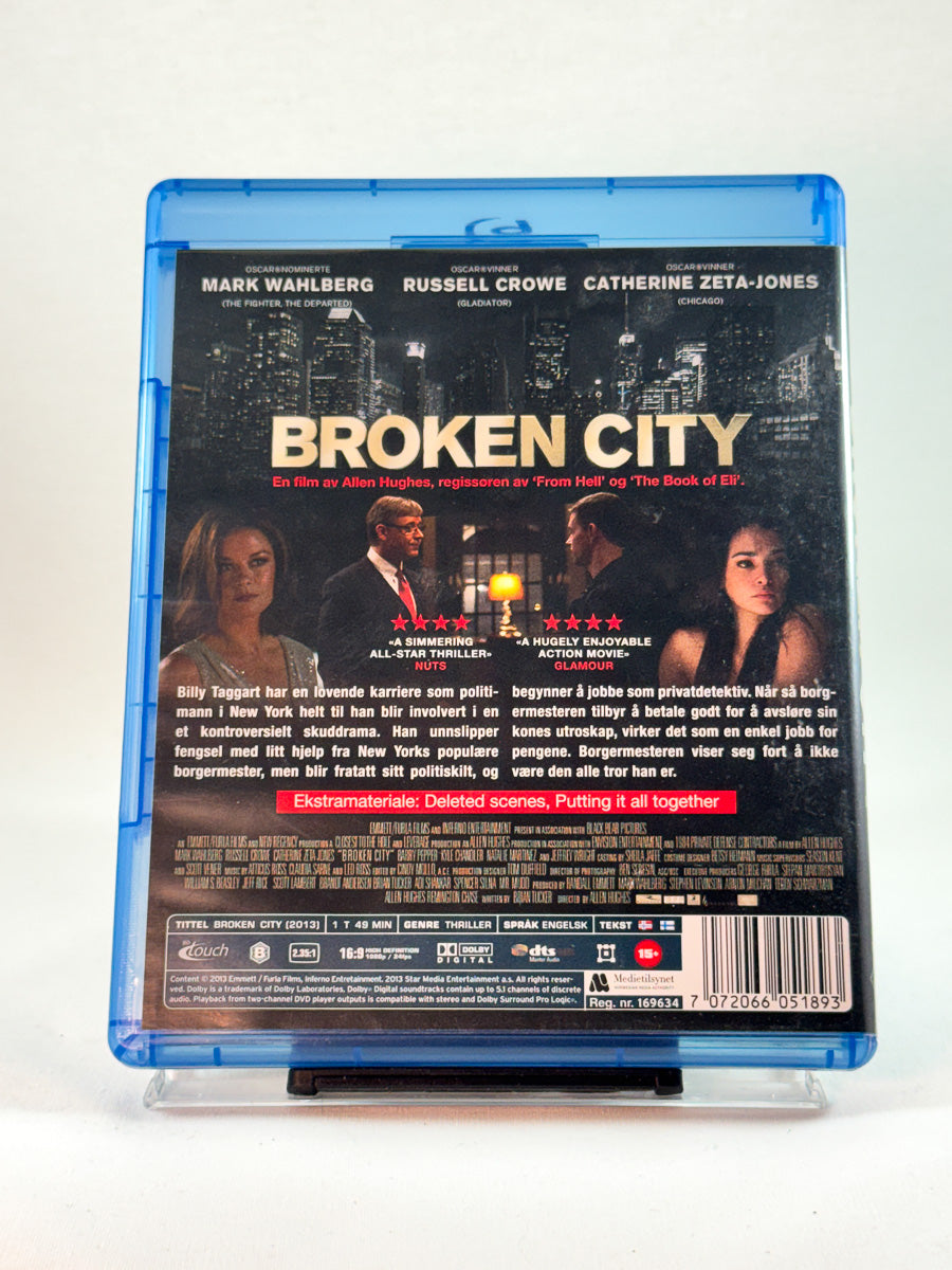 Bakside av cover til Broken City, brukt Blu-ray hos Brukbar Film