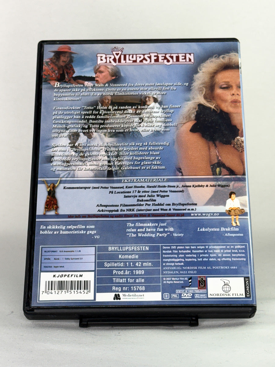 DVD-bakside til filmen Bryllupsfesten
Baksiden viser info, spesifikasjoner og eventuell ekstratekst – produktbilde fra nettbutikken Brukbar Film