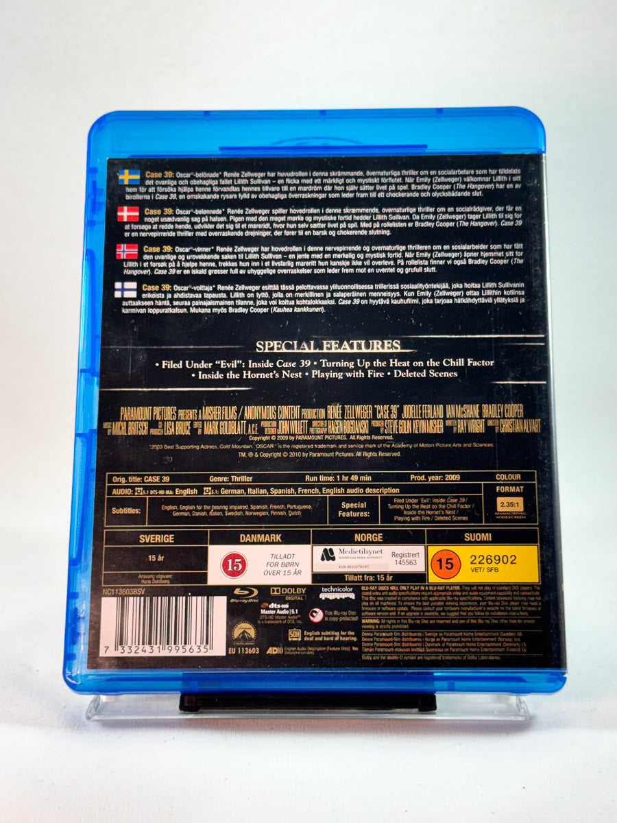 Bakside av cover til Case 39, brukt Blu-ray hos Brukbar Film