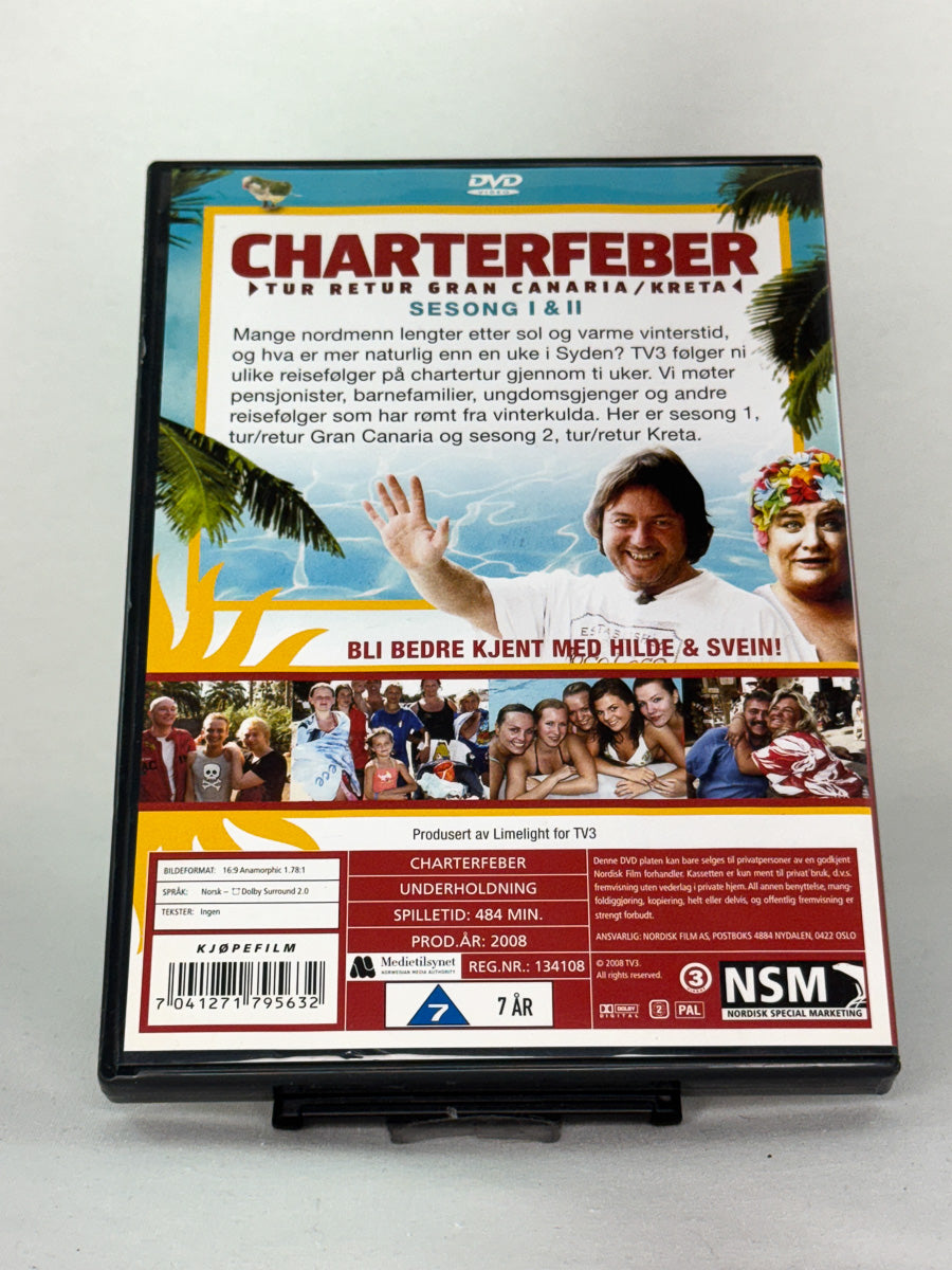 Bakside av DVD-cover til Charterfeber – Sesong I & II – brukt DVD med hele den populære realityserien, tilgjengelig hos Brukbar Film