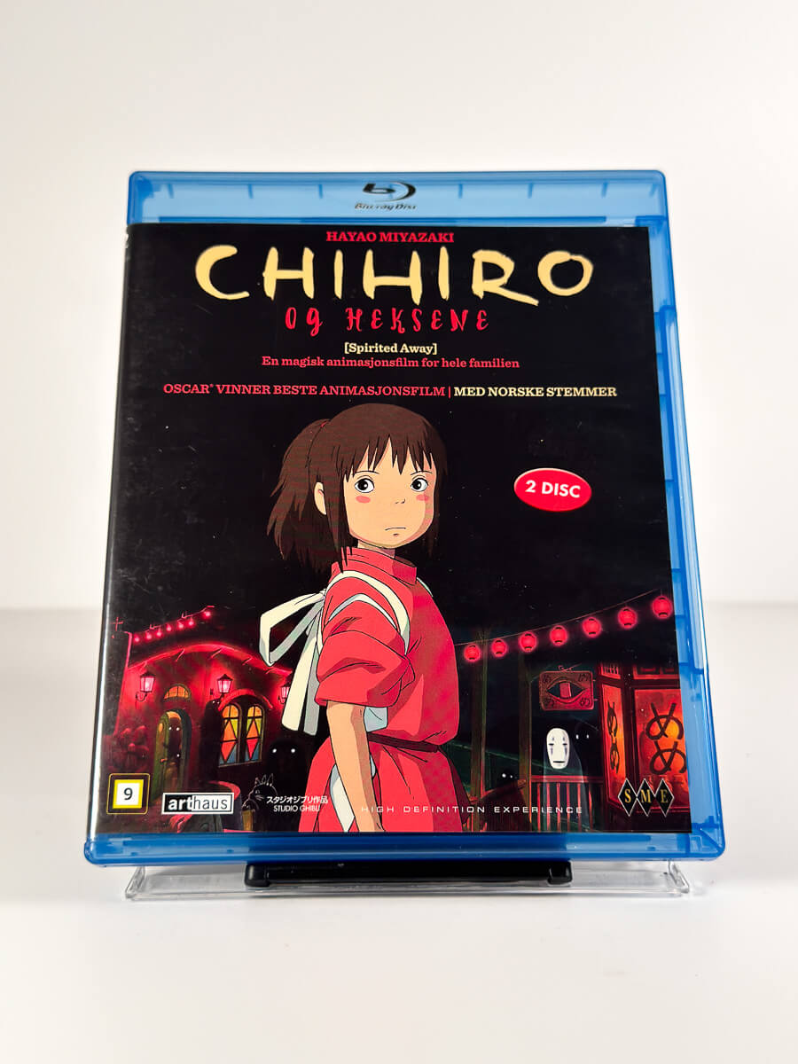 Forside av cover til Chihiro og heksene på Blu-ray