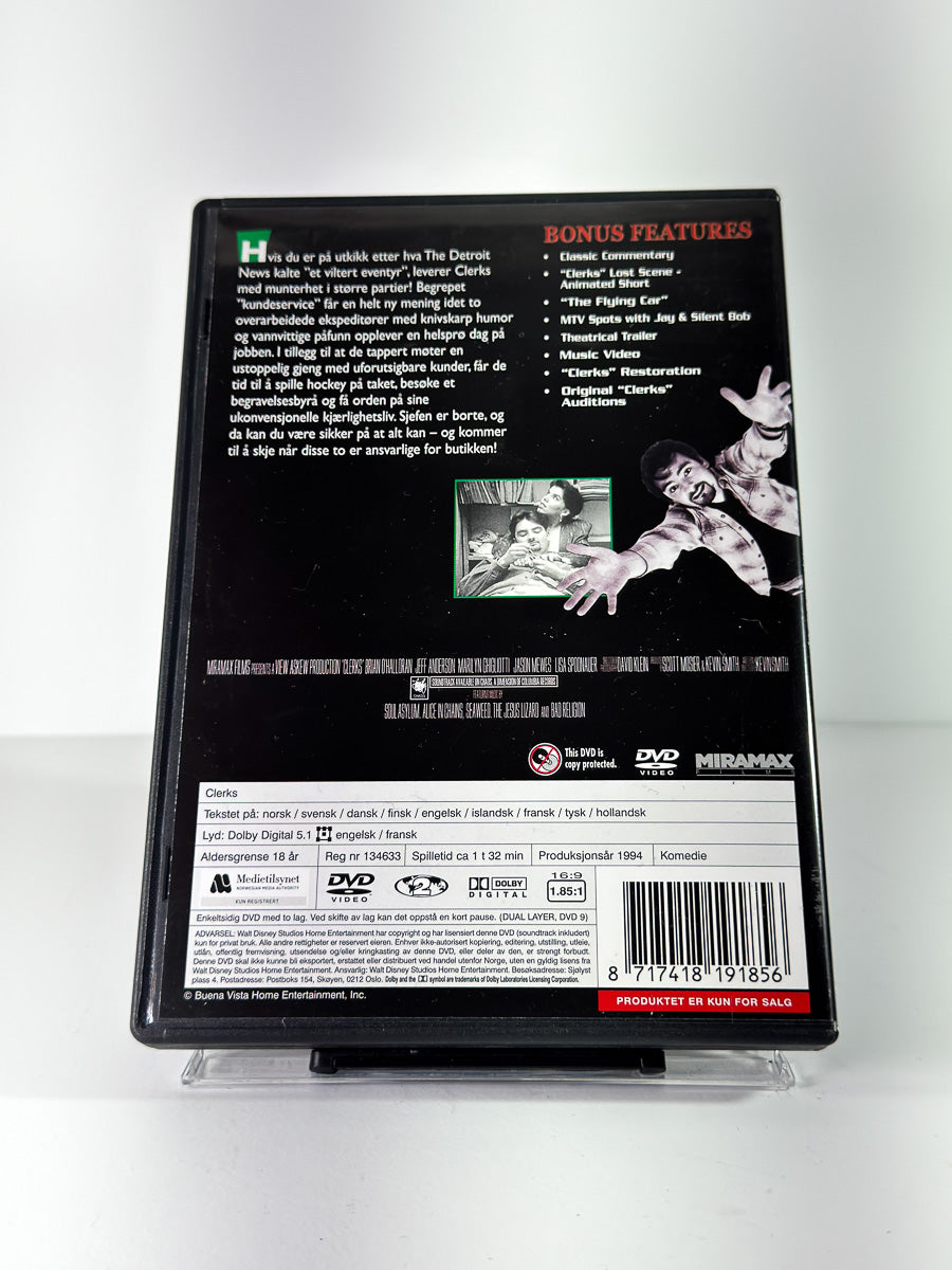 Bakside av cover til Clerks på DVD