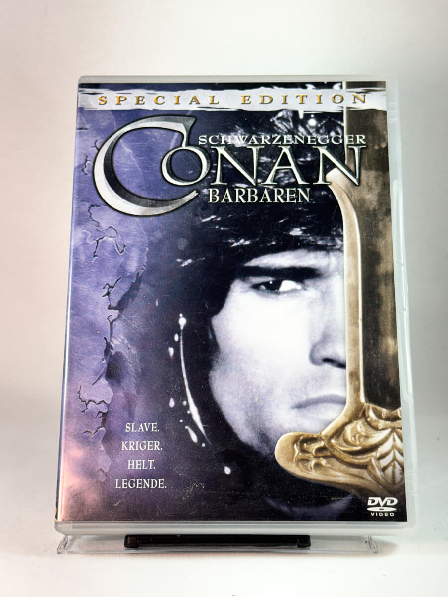 Forside av cover til Conan Barbaren, brukt DVD hos Brukbar Film