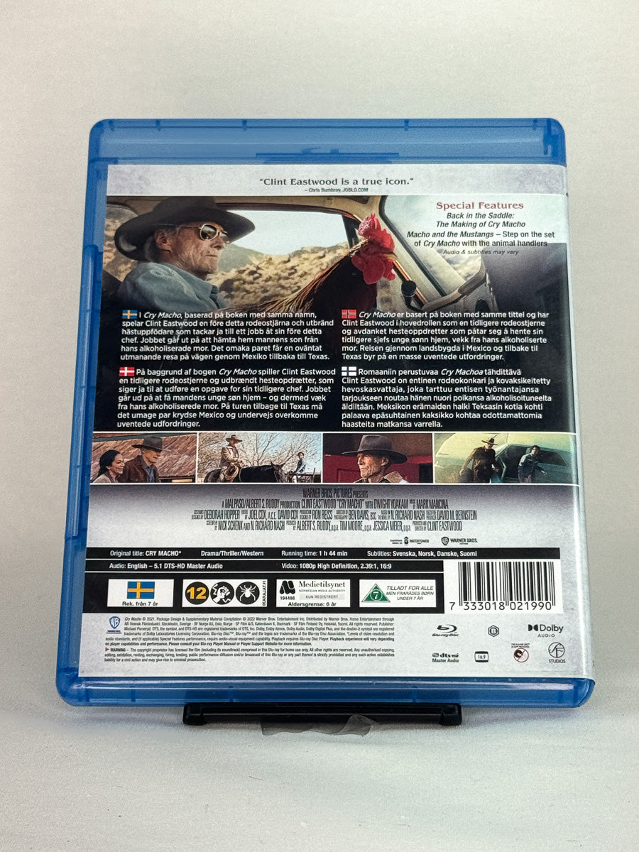 Bakside av Blu-ray-cover for Cry Macho – brukt originalfilm på Blu-ray, kjøp fra Brukbar Film.