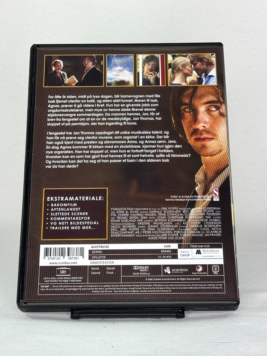DVD-bakside til filmen De usynlige
Baksiden viser info, spesifikasjoner og eventuell ekstratekst – produktbilde fra nettbutikken Brukbar Film