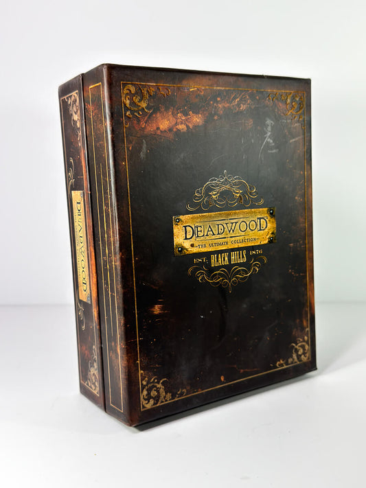 Forside av cover til Deadwood – The Ultimate Collection på DVD