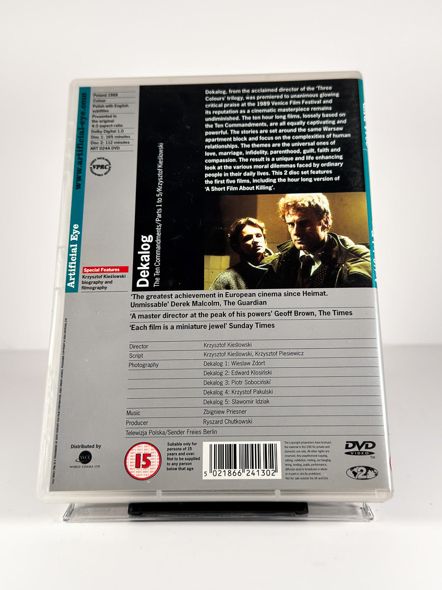 Bakside av cover til Dekalog – The Ten Commandments Parts 1 to 5 på DVD