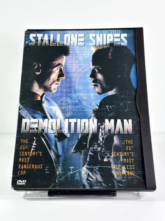 Forside av cover til Demolition Man på DVD