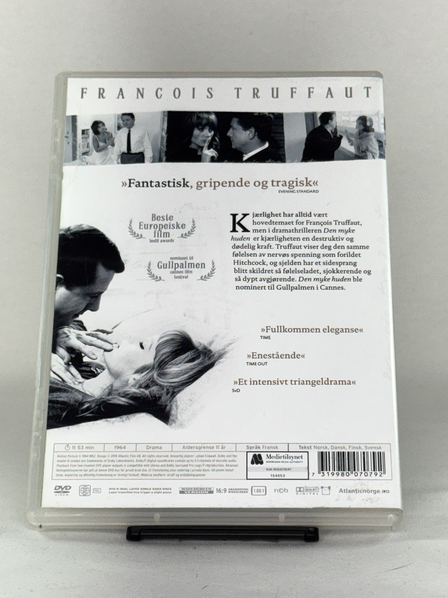 Bakside av DVD-cover til Den myke huden – brukt DVD med omtale og tekniske detaljer, originalt omslag hos Brukbar Film