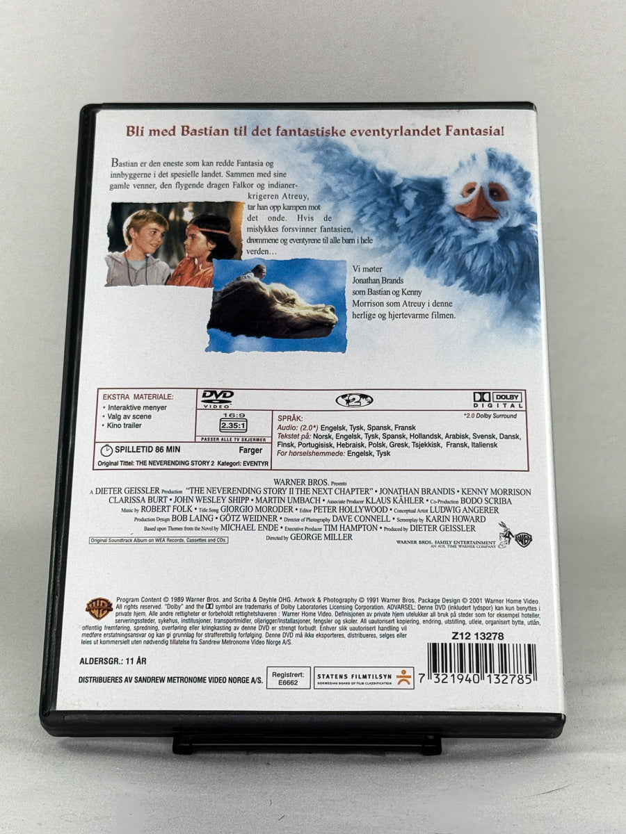 DVD-bakside til filmen Den uendelige historien 2
Baksiden viser info, spesifikasjoner og eventuell ekstratekst – produktbilde fra nettbutikken Brukbar Film