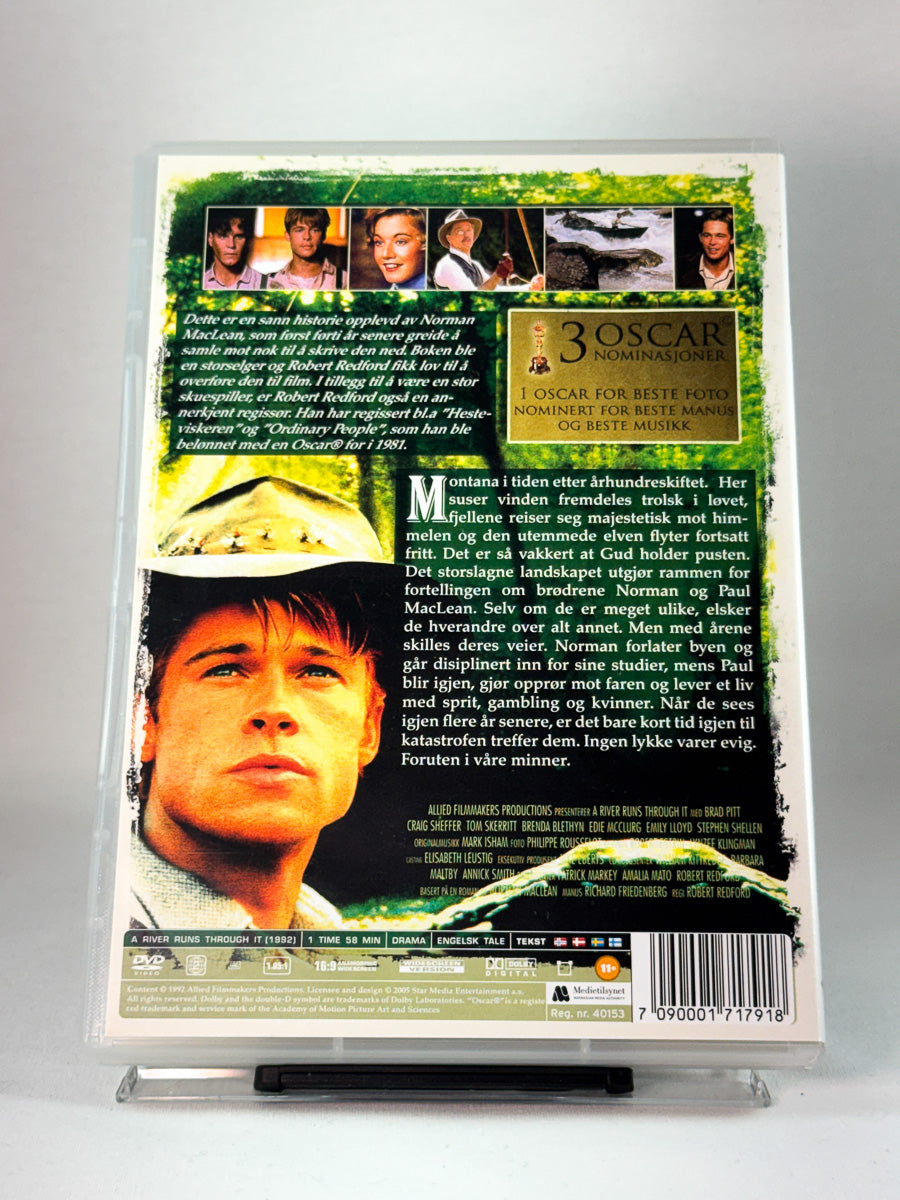Bakside av cover til Der elven renner, brukt DVD hos Brukbar Film