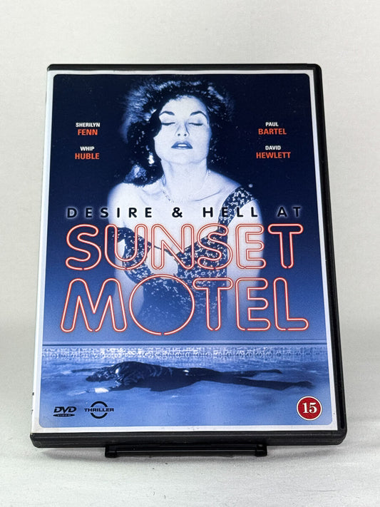 DVD-cover-forside til filmen Desire & Hell at Sunset Motel – Brukt DVD fra nettbutikken Brukbar Film